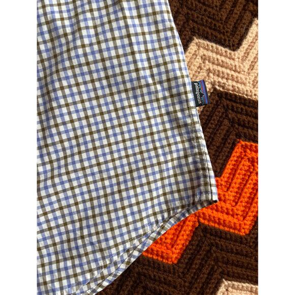 Patagonia Button Down Short Sleeve Shirt Sz SM Blue & Brown Plaid Organic Cotton - Picture 3 of 8
